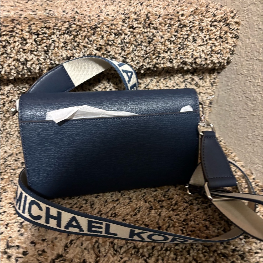Michael Kors Blue Belt Bag with Cream Strap - Picture 3 of 5
